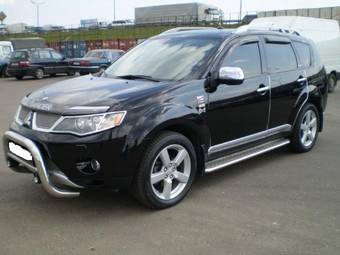 2007 Mitsubishi Outlander Pictures