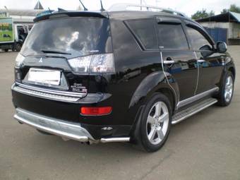2007 Mitsubishi Outlander Pictures