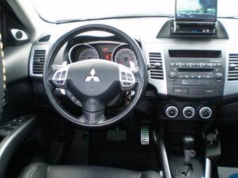 2007 Mitsubishi Outlander Wallpapers