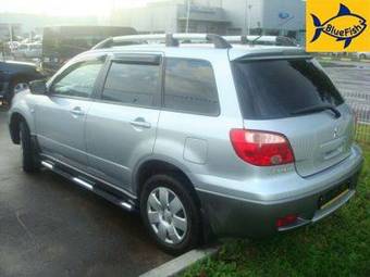 2007 Mitsubishi Outlander Photos