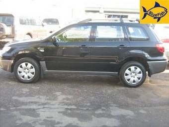2007 Mitsubishi Outlander Images
