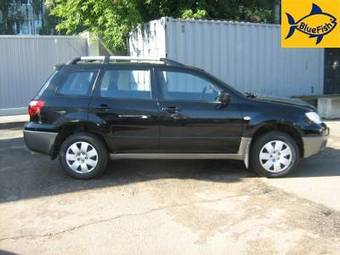 2007 Mitsubishi Outlander Pictures