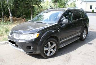 2007 Mitsubishi Outlander Pictures