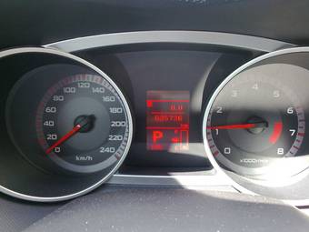 2007 Mitsubishi Outlander Photos