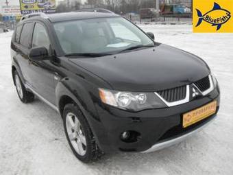 2008 Mitsubishi Outlander Images