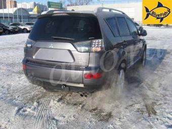 2008 Mitsubishi Outlander Pics