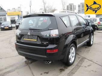 2008 Mitsubishi Outlander Images