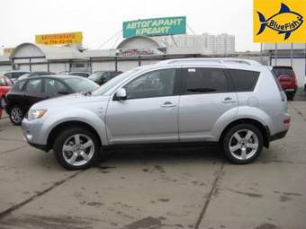 2008 Mitsubishi Outlander Images