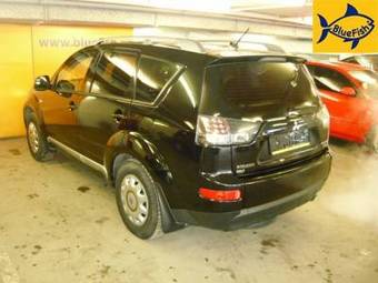 2008 Mitsubishi Outlander Pictures