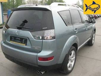 2008 Mitsubishi Outlander Images