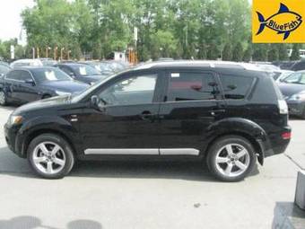 2008 Mitsubishi Outlander Images