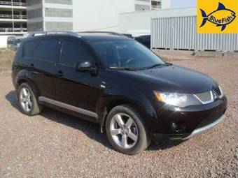 2008 Mitsubishi Outlander Pics