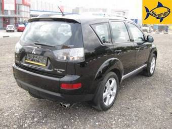 2008 Mitsubishi Outlander Images