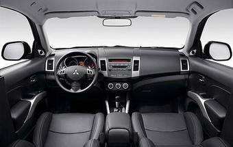 2008 Mitsubishi Outlander Photos