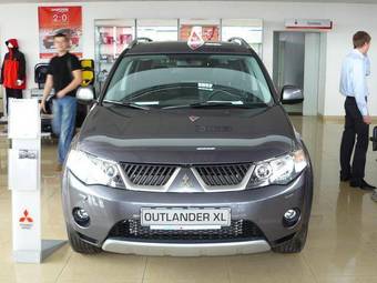 2008 Mitsubishi Outlander Pics