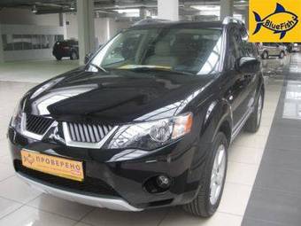 2008 Mitsubishi Outlander Pictures