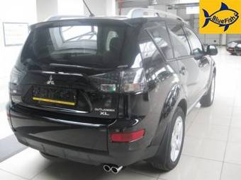 2008 Mitsubishi Outlander Photos