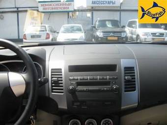 2008 Mitsubishi Outlander Wallpapers