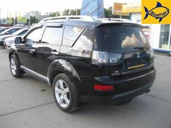 2008 Mitsubishi Outlander Photos