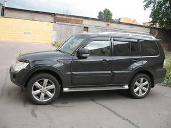 2008 Mitsubishi Outlander Pictures