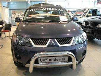 2008 Mitsubishi Outlander Pics