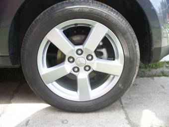2008 Mitsubishi Outlander Photos