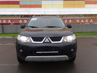 2008 Mitsubishi Outlander Photos