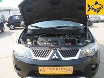 2008 Mitsubishi Outlander Wallpapers