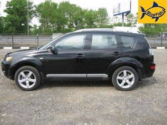 2008 Mitsubishi Outlander Pictures