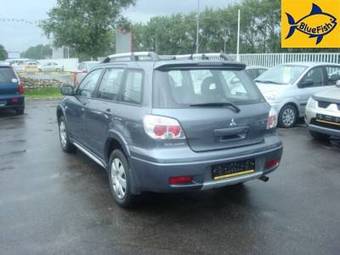 2008 Mitsubishi Outlander Pictures