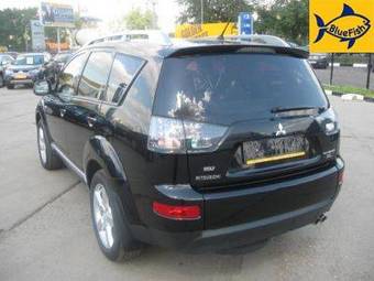 2008 Mitsubishi Outlander Photos
