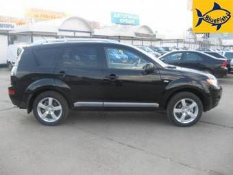 2008 Mitsubishi Outlander Pictures