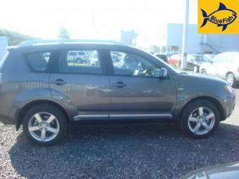 2008 Mitsubishi Outlander Photos