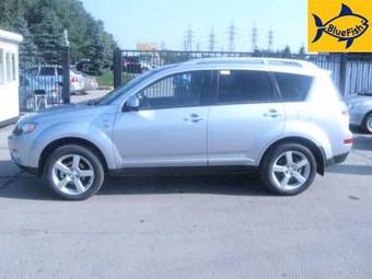 2008 Mitsubishi Outlander Photos