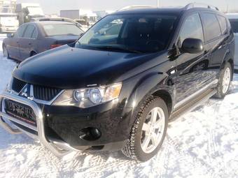 2008 Mitsubishi Outlander Pictures