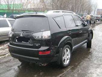 2008 Mitsubishi Outlander Photos