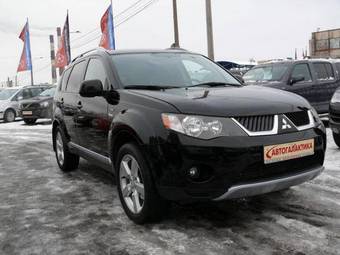 2008 Mitsubishi Outlander Pics
