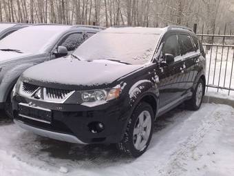 2008 Mitsubishi Outlander Pictures