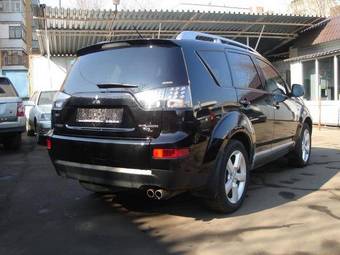 2008 Mitsubishi Outlander Photos