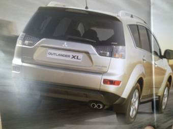 2008 Mitsubishi Outlander Photos