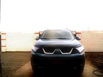 2008 Mitsubishi Outlander Photos