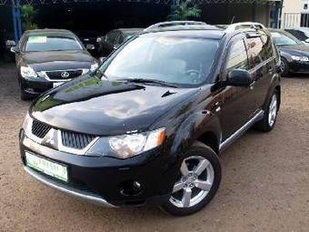 2008 Mitsubishi Outlander Images