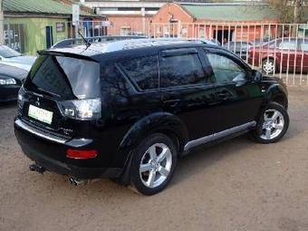 2008 Mitsubishi Outlander Pics