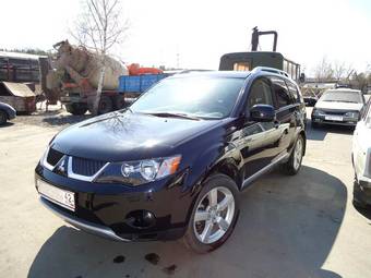 2008 Mitsubishi Outlander Pictures