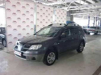 2008 Mitsubishi Outlander Pictures