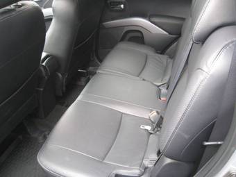2008 Mitsubishi Outlander Images