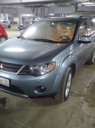 2008 Mitsubishi Outlander Photos