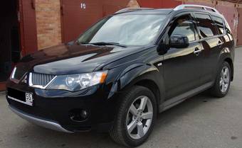 2008 Mitsubishi Outlander Photos