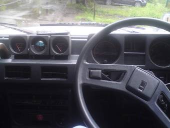 1988 Mitsubishi Pajero Photos