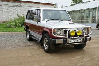 1988 Mitsubishi Pajero Pics